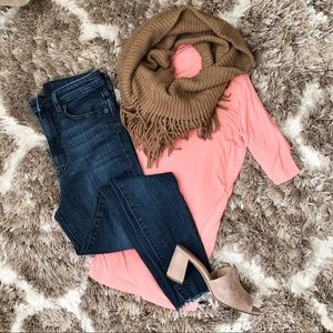 🍂 Fringe Scarf